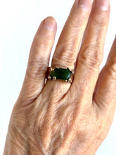 Jade pebble bronze ring
